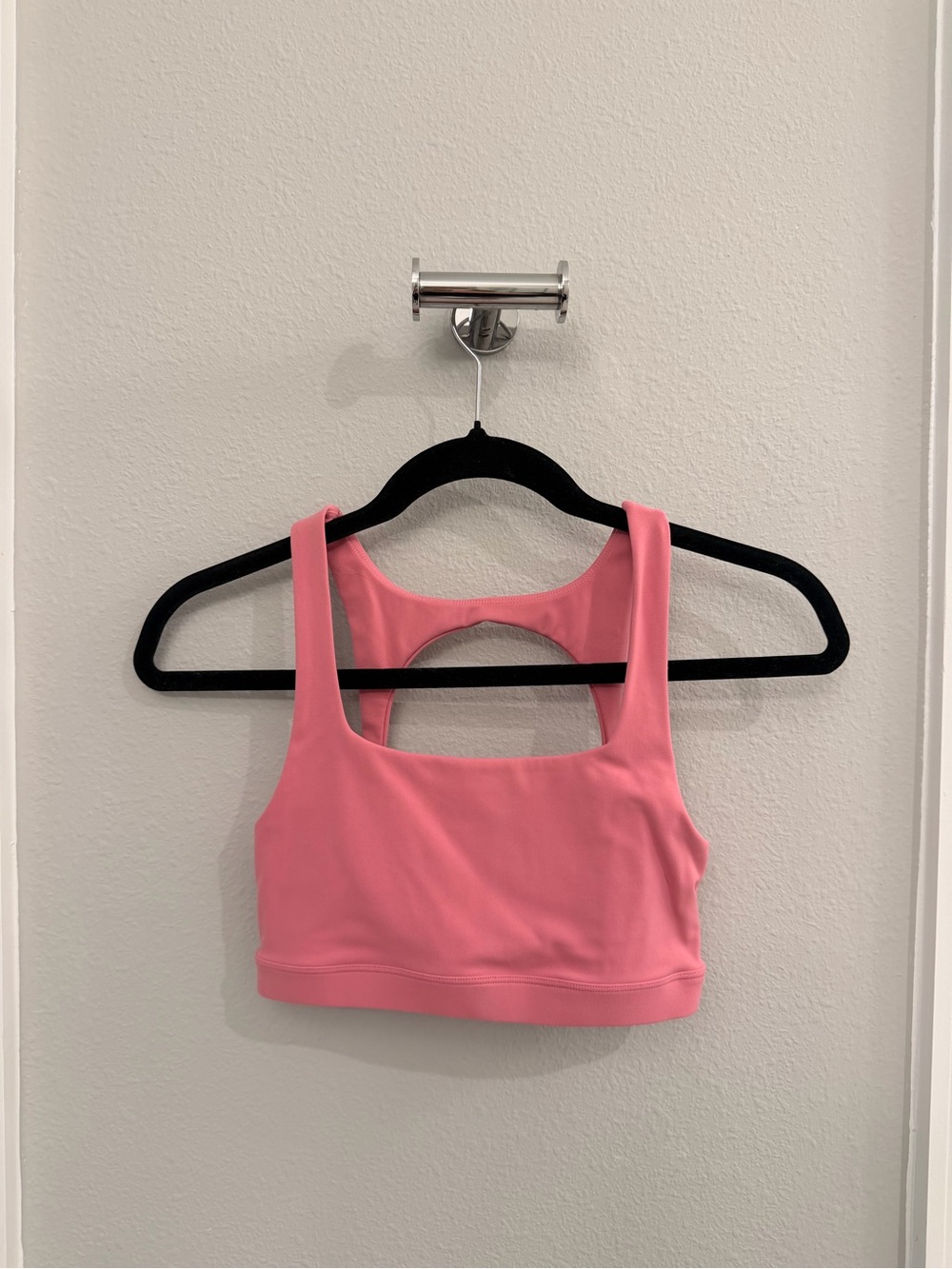Women's Pink Scoop-Back Sports Bra